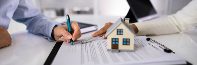 Property Management. House Lease And Ownership Deed