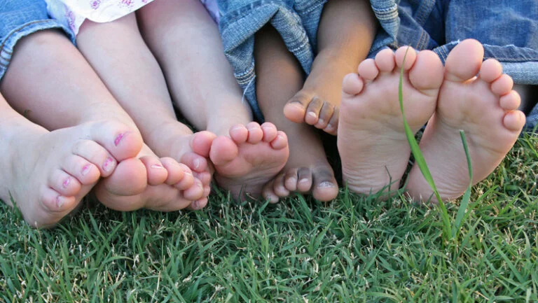 feet of blended family childnre